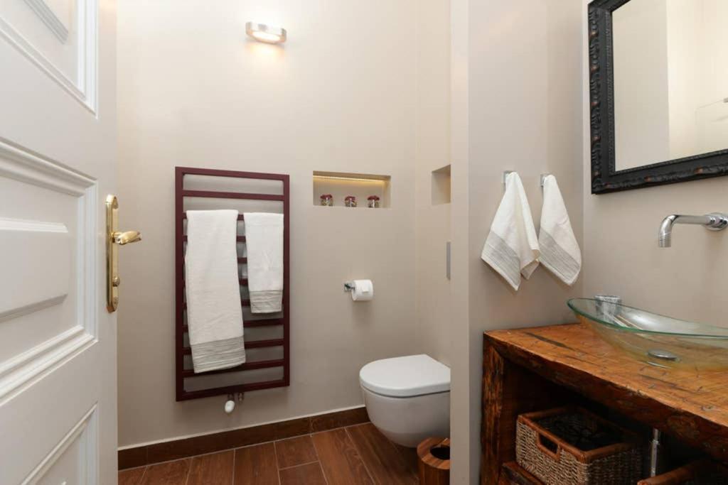 Venus Apartments - Italian Stylish บูดาเปสต์ ภายนอก รูปภาพ